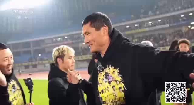 从球员到教练的华丽转身!邵佳一如何用一年时间赢得全队尊重?