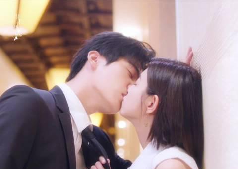 海外华人追剧指南:告别《狙击蝴蝶》等大陆剧集地区限制,解锁流畅观影新体验