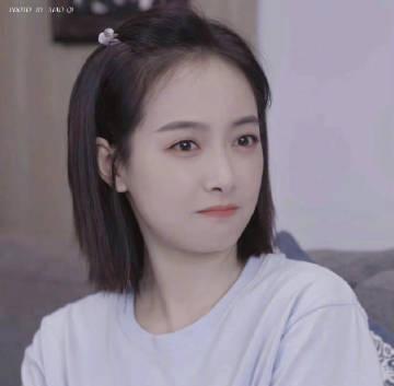 宋茜短发造型惊艳全网!《狂花》未播先火,海外剧迷如何同步追剧不卡顿?