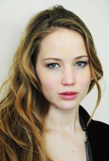 《饥饿游戏:收获日出》定档2029!海外华人如何用Sixfast解锁微博热议与国内影视?