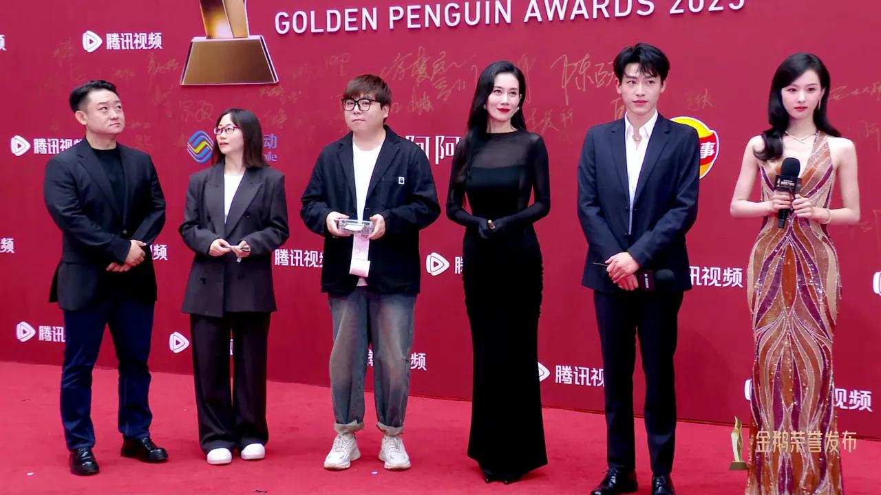 海外华人追剧难?陈都灵辛云来红毯名场面引爆回忆,教你如何轻松解锁国内影视资源