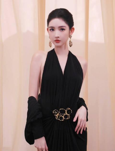 海外华人追剧追星指南:如何轻松解锁大陆影视综艺,告别播放卡顿与地区限制