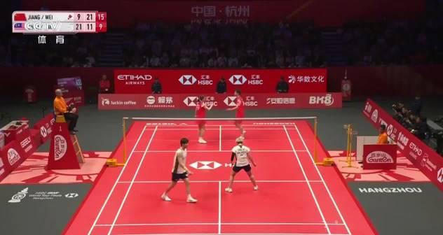 绝境翻盘!国羽双星反手神技惊艳世界,学会这招你也能主宰赛场