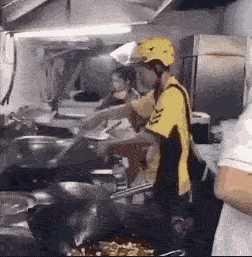 国产沙盒游戏世界岛·宅急送宣传片发布